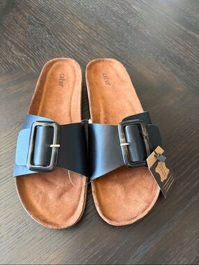 Crevo Celina Black Leather Buckle Slide Sandals w: Brown Suede Footbed NWT sz11
